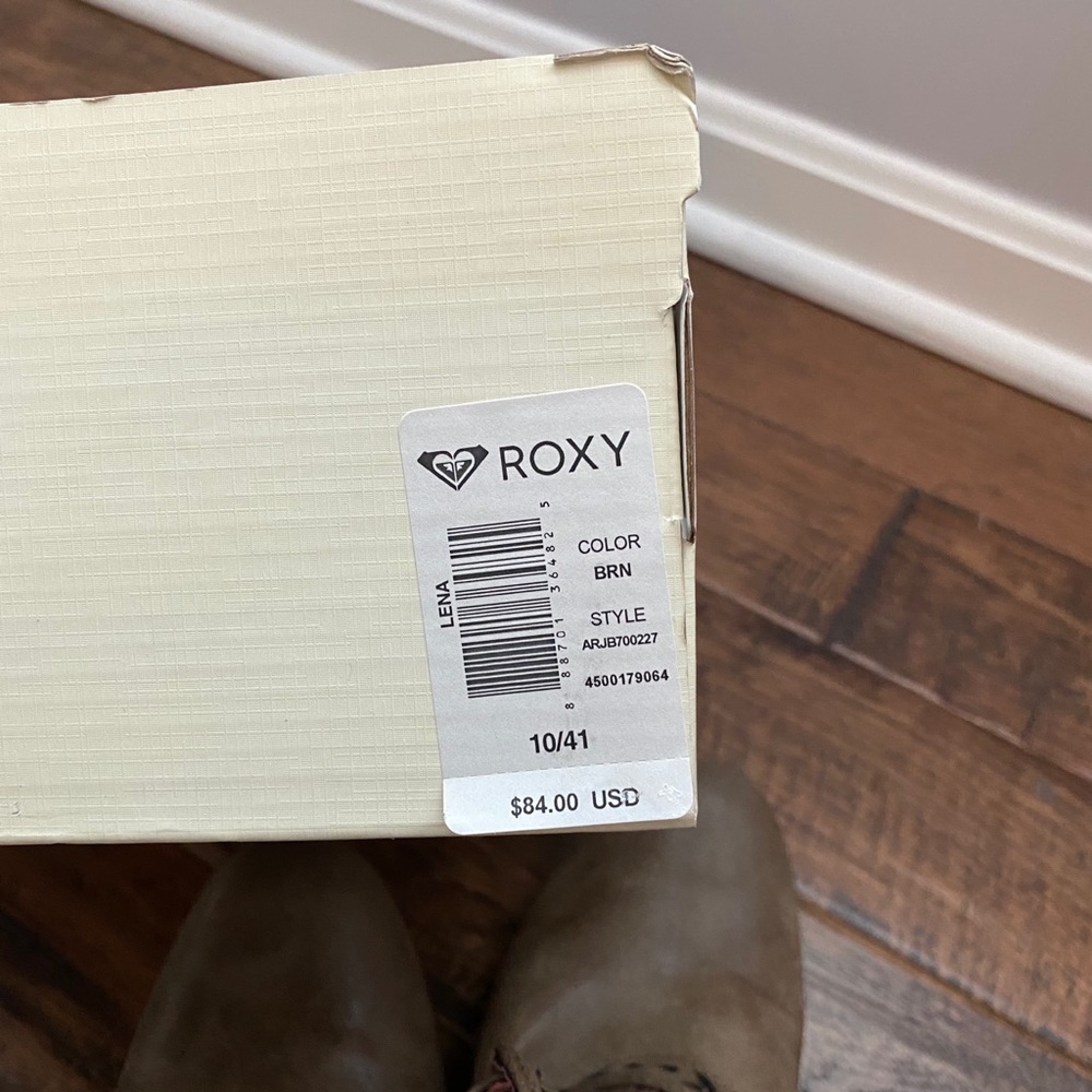 Adorable Roxy bootie - Picture 6 of 6